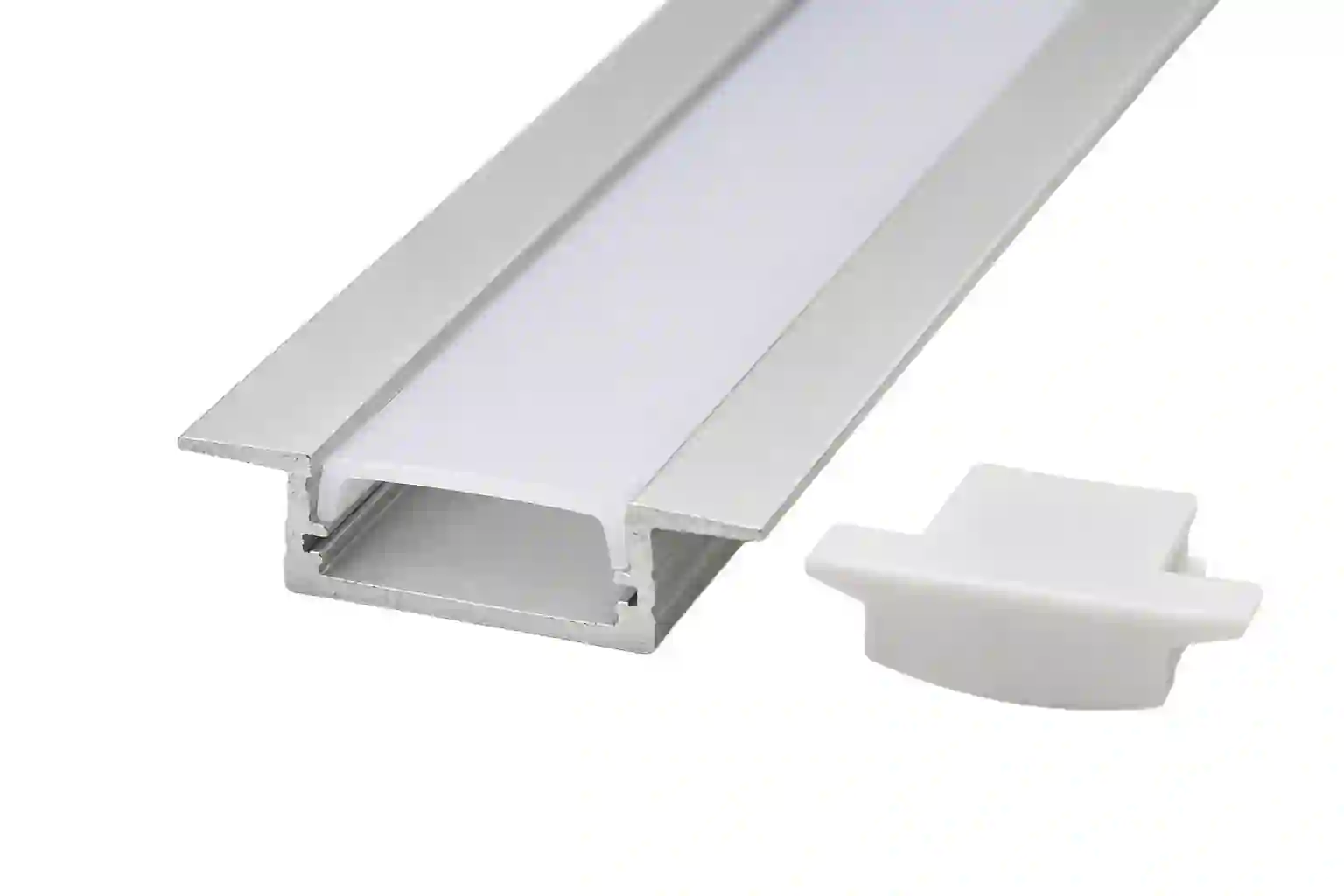 Technický průřez profilu MIKRO IN celková šířka 21,7mm zasazená část 15,1mm kanál 11,3mm výška 5,7mm